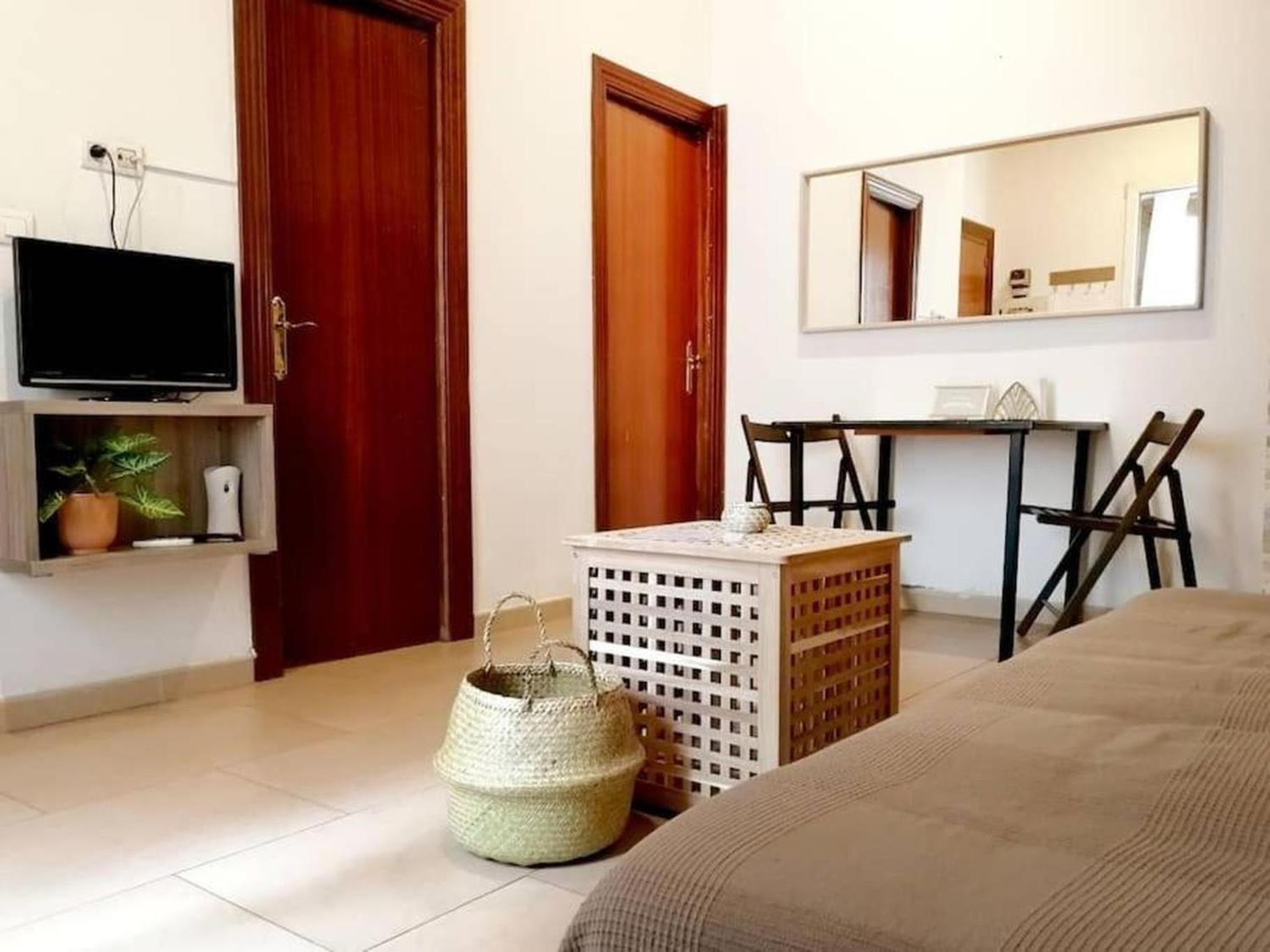 Elvira Residences - Centro & Gran Via Apartment